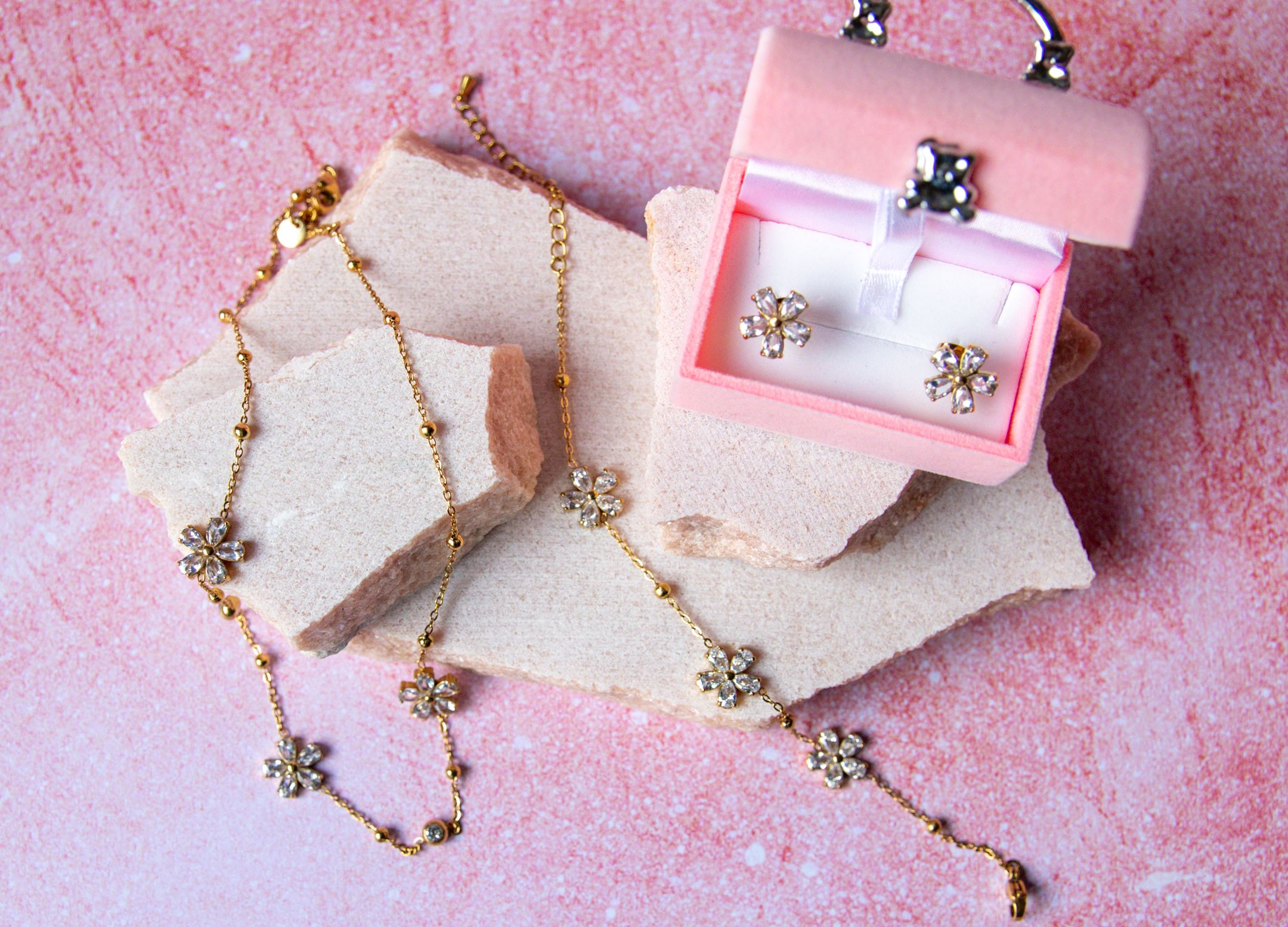 Collier, Bracelet et Boucles d'Oreilles