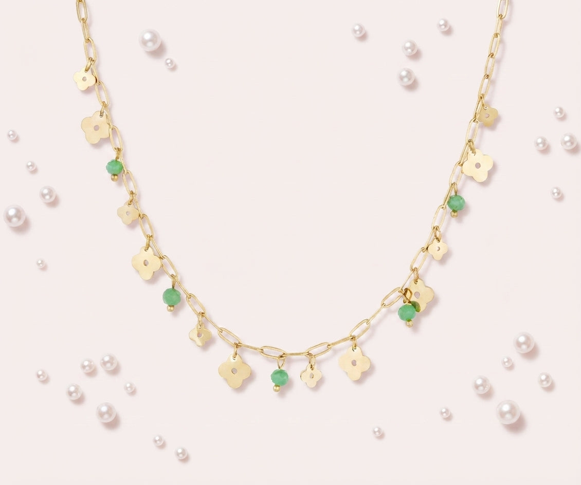 Collier Breloques Trèfle & Perles Vertes – Acier Inoxydable Doré