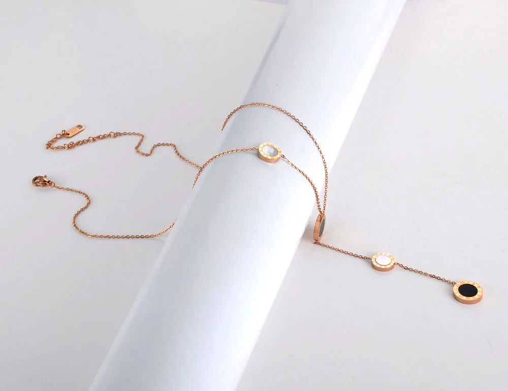 Colliers, Bracelets et Boucles d'Oreilles Chiffres Romains