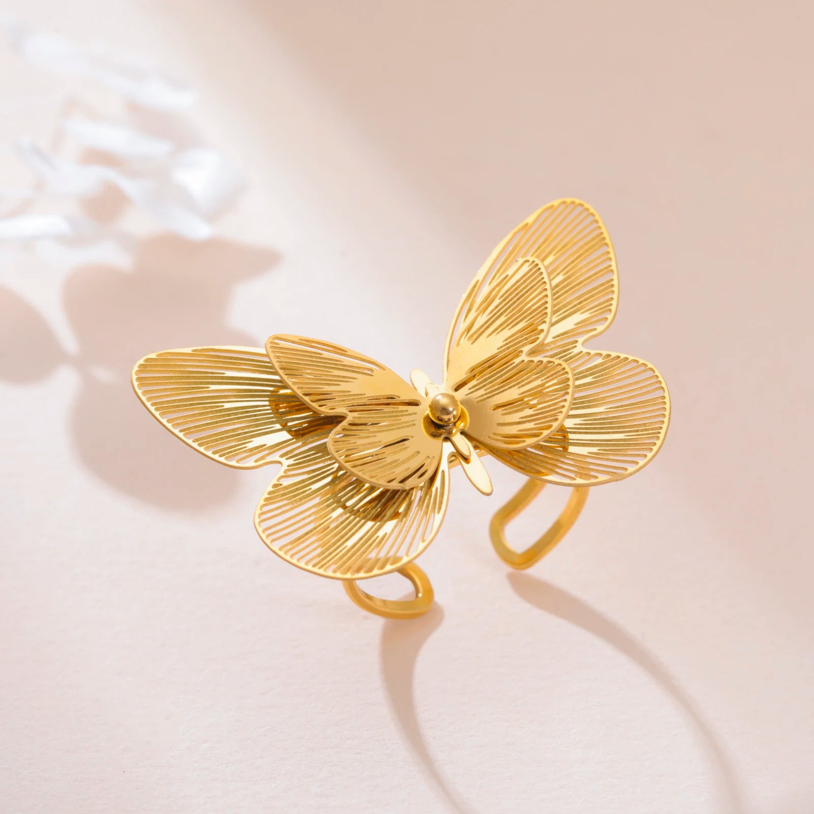 Boucles d'Oreilles Double Papillon – Acier Inoxydable Plaqué Or